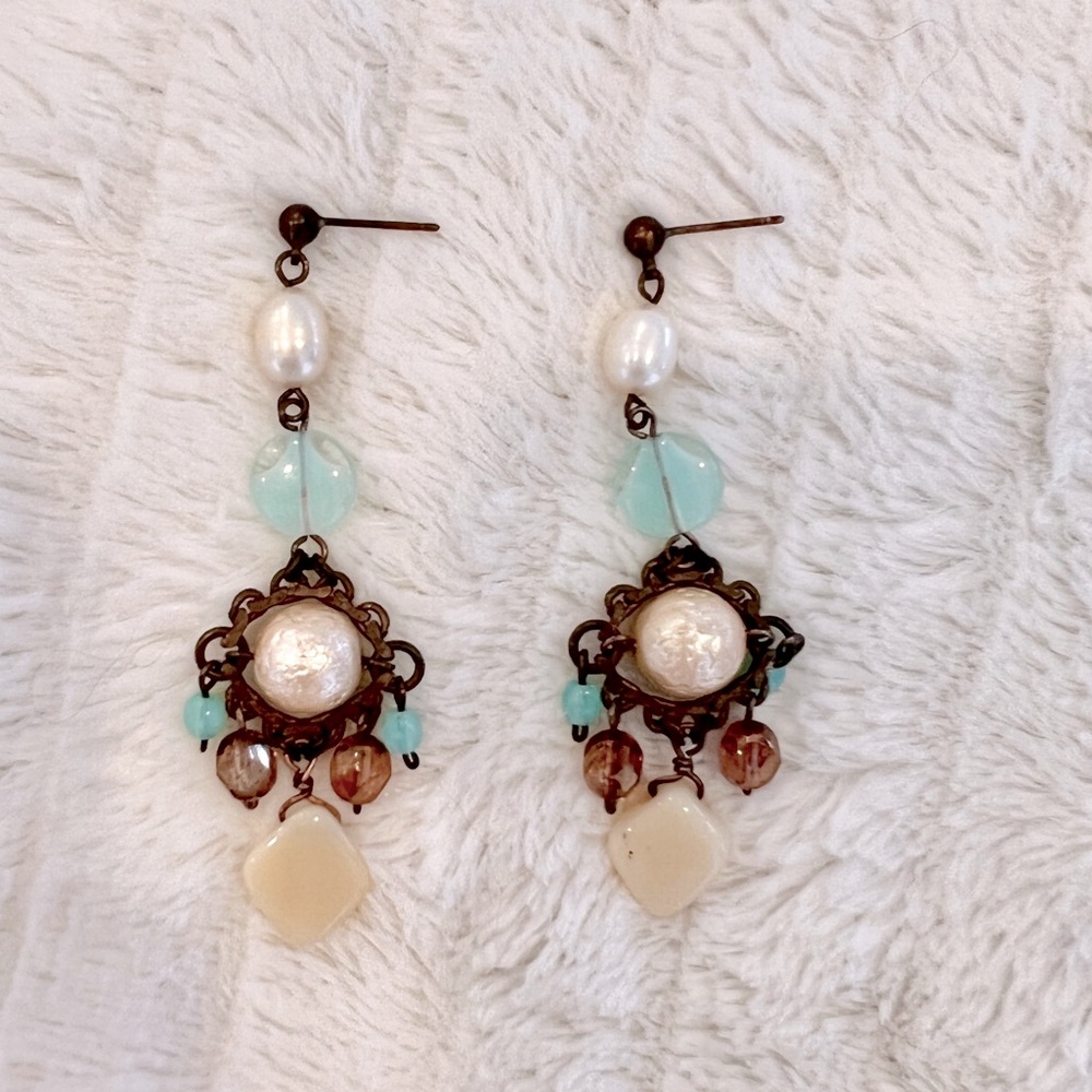 Beautiful pearl and teal beaded earrings